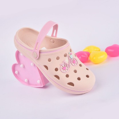 Imagen de World Colors Suecos de niña